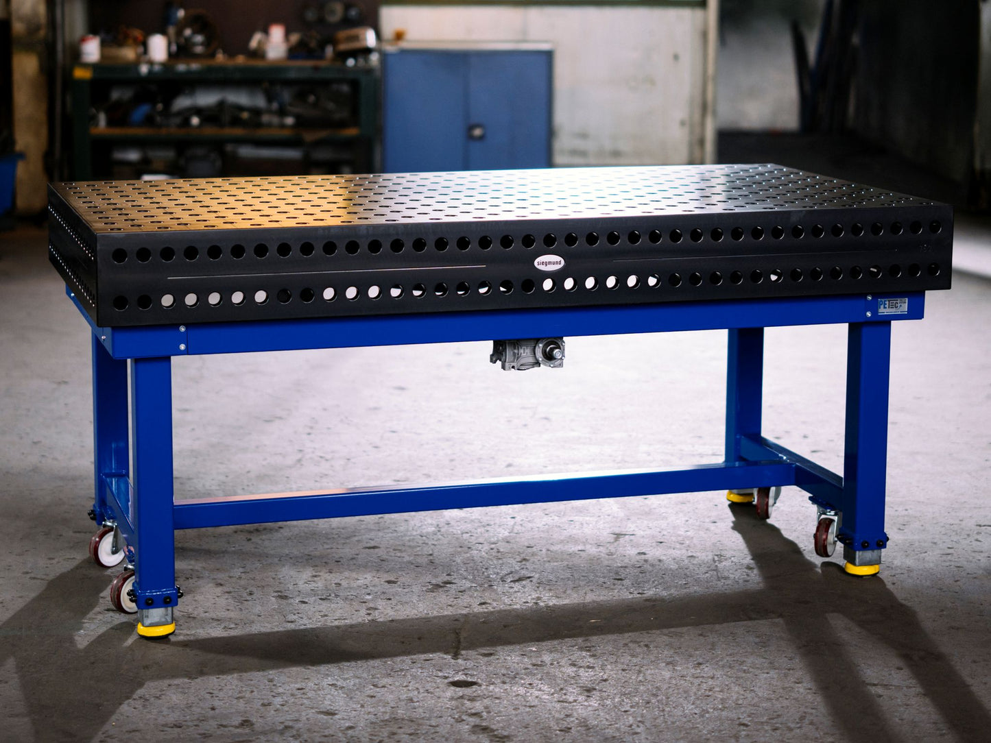 big heigt adjustable welding table with siegmund weld plate high load and casters