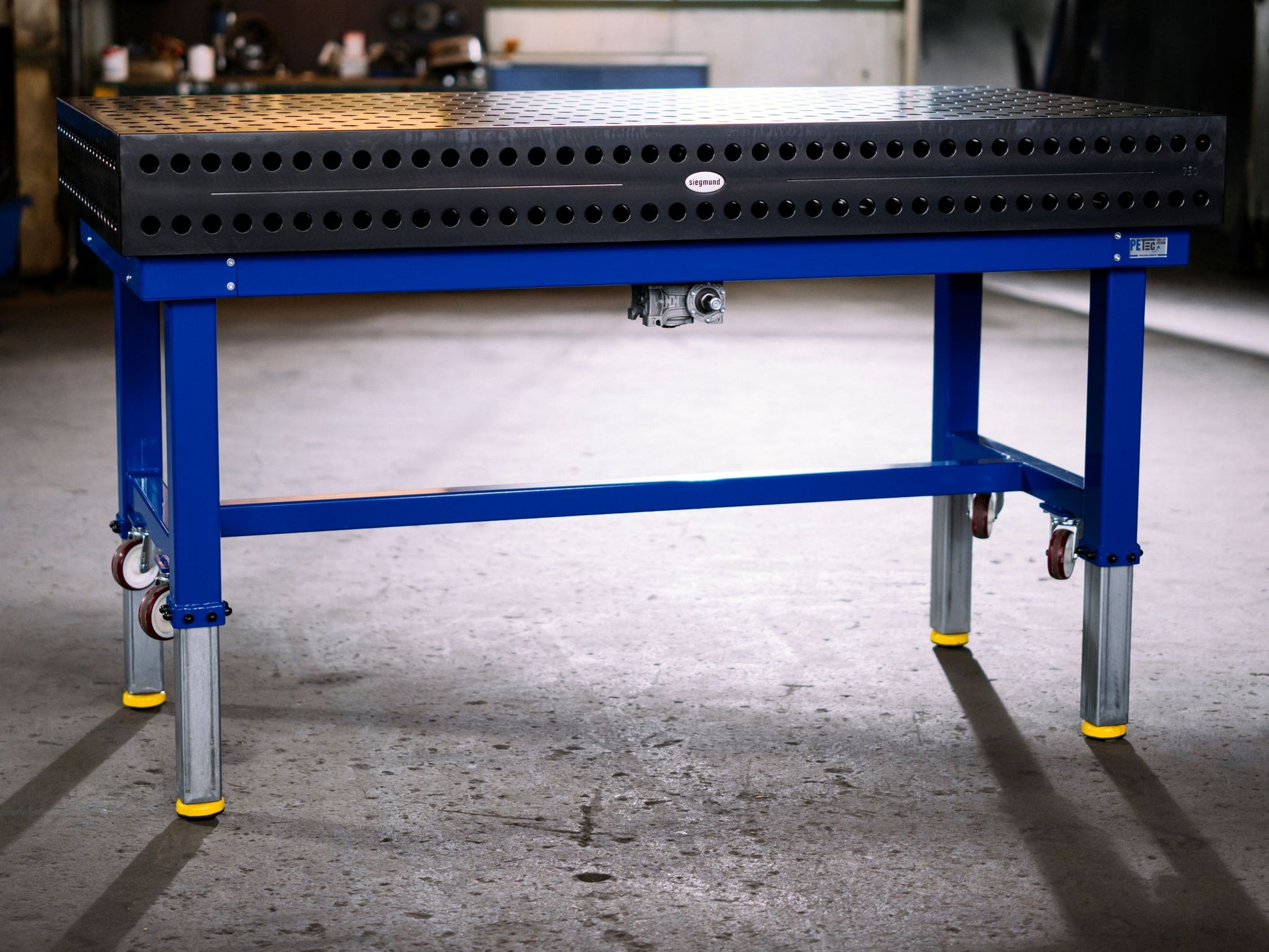 big heigt adjustable welding table with siegmund weld plate high load and casters