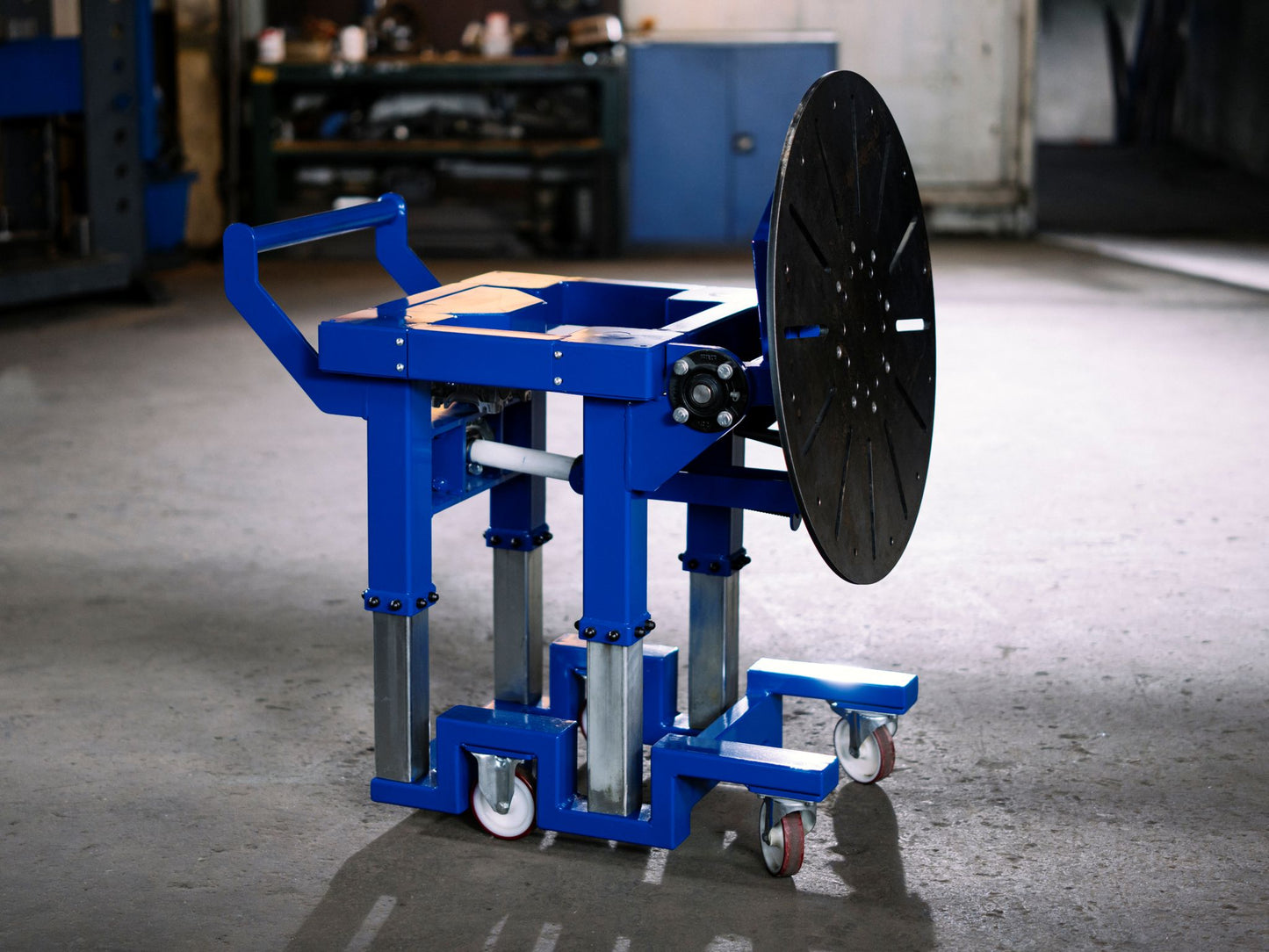 Special welding table with tilt and height adjust and rotating plate